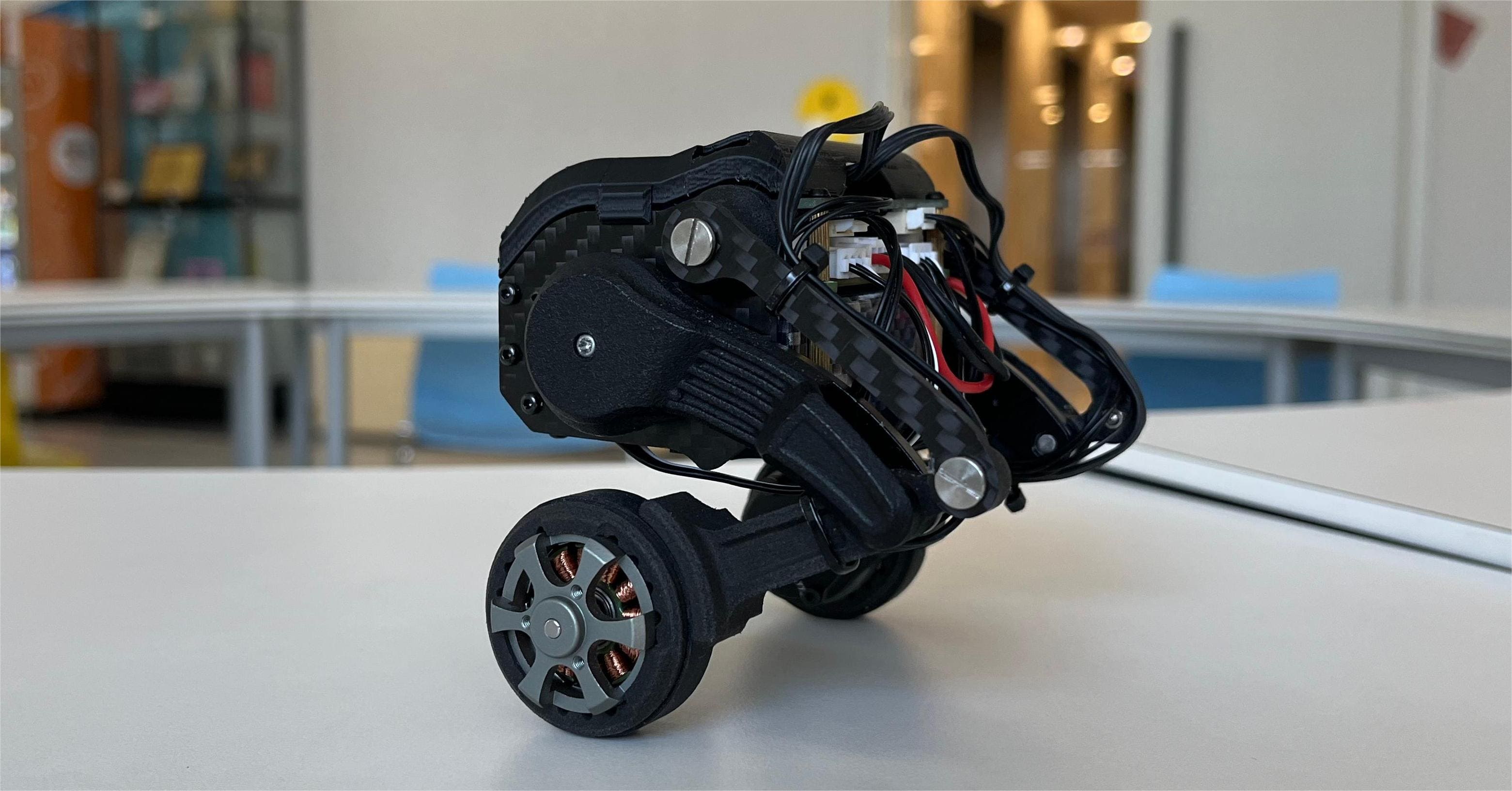 Micro-Wheeled_leg-Robot